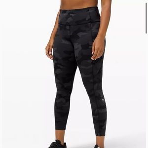 Lululemon fast and free Camo tights.